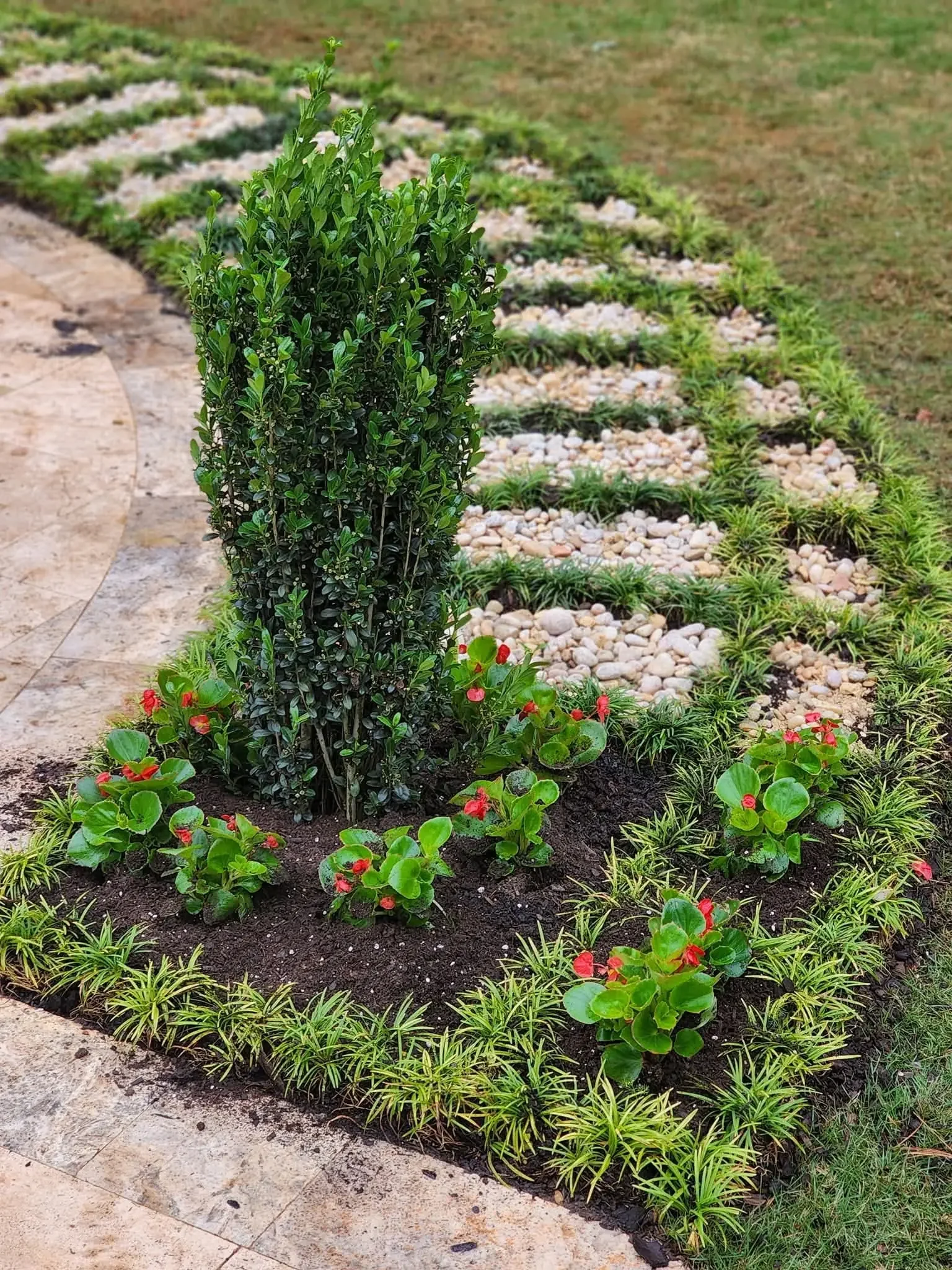 Custom hardscaping patio and walkway design in Roswell, GA
